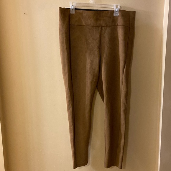 Ricki’s custom fit waist faux suede pants/leggings - XL/regular - NWT - Picture 2 of 8